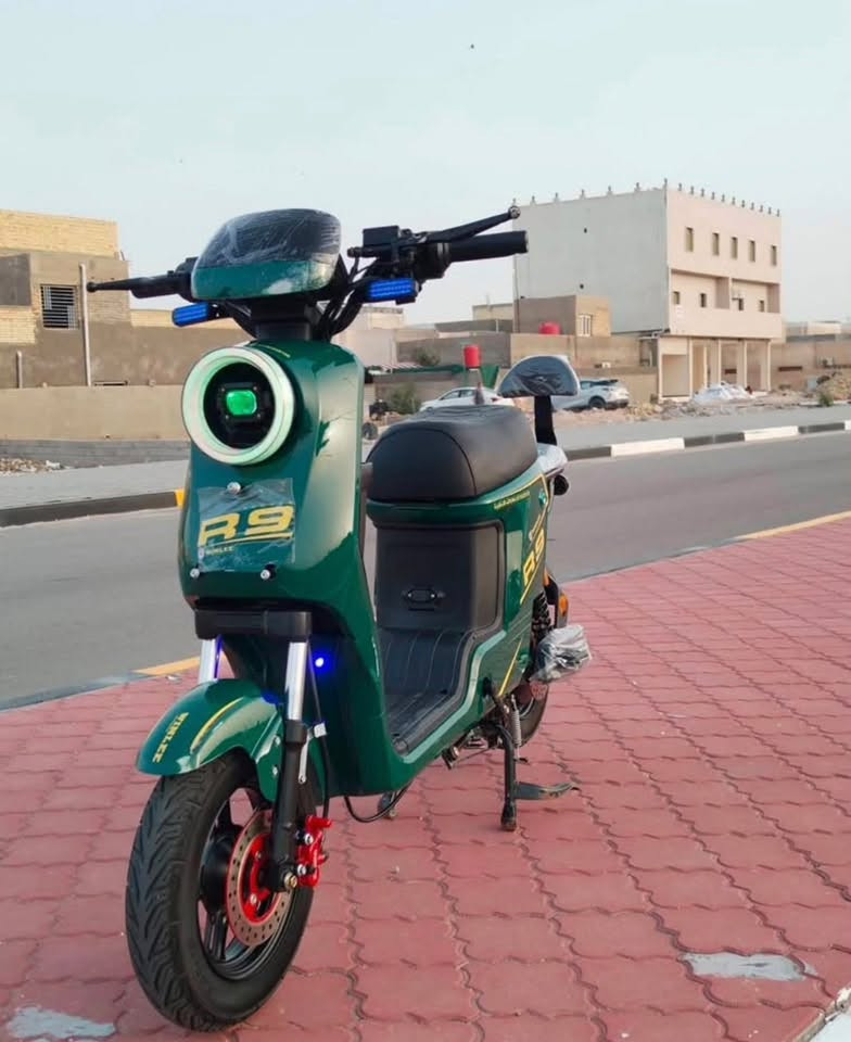 السلام عليكم دراجه شحن للبيع ب 300ومستعجل عليه  سفر وراي وخاف تهبط البطاريات وماستفاد منه علد واحد يستفاد منه  وبيه مجال قليل مكاني البصره خمس ميل  رقمي *********** مستعجل كلي
