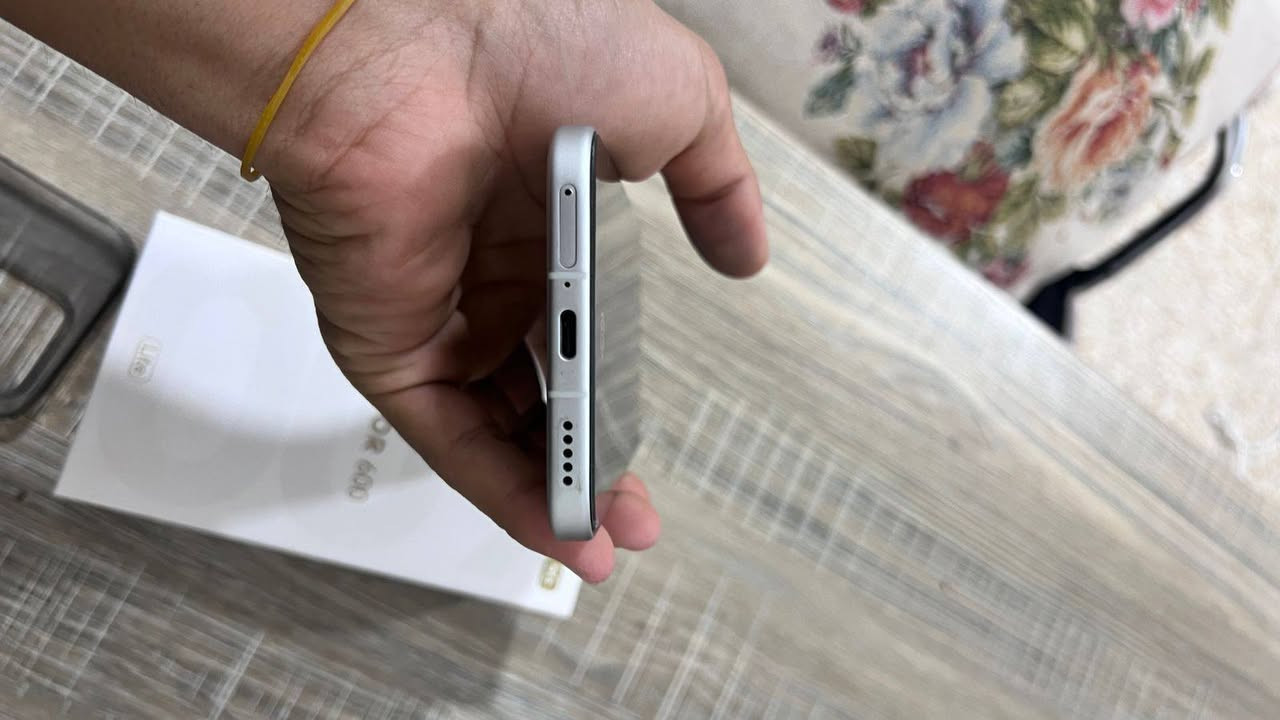 سلام عليكم تلفون هونر  600 لايت مواصفاته معروفه والي مايعرفه خل يبحث عنه ذاكره 256+24 دبل شريحه كامرته 108 ميكه مكسل تلفون 120 فريم ببجي كامل ملحقاته بعده بل ضمان مال شركه بعدله 6 اشهر للضمان شخط واحد مابي تلفون نضبف كلش شرط الفحص!!! سعره 350 بي مجال حك الجيه مكاني بصره ياسين خريبط رقم*********** مامتواجد بل فيس!!! فقط تصال او واتساب!!
