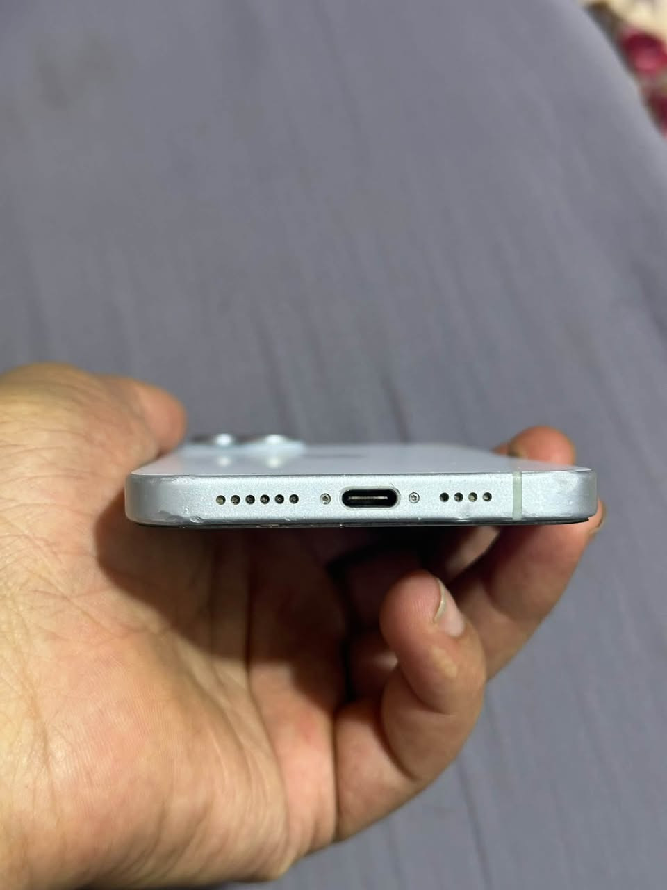 📱 iPhone 15 Plus — 256GB
🌍 النسخة العالمية

✅ غير مفتوح
✅ غير مصلّح
✅ جهاز مكفول
✅ Face ID والكاميرات وكلشي شغال
🔹 كسر بسيط بالظهر ويضيع بالكفر

🎁 ويا الجهاز:
4 كفرات + شاحن 33W

💰 السعر: 680 ألف دينار فقط

📲 للاستفسار واتساب:
***********
