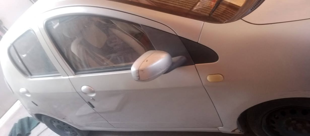 السلام عليكم...
للبيع سيارة / جيلي  باندا 🐼 
موديل / 2013 
ماشية / 49 الف km 
لون / رصاصي
رقم / بغداد انكليزي
مشروع وطني
الملكية/ بأسمي شرط تحويل مباشر
سنوية / لنهاية 2030
لغود شواصي مكفولات 
كير اوتماتيك بلادي مكفول 
مكينه بلادية باندا 1300 مكفولة 
الكهربائيات/ كلها شغالة وبدون اي نقص وعليها ادامه كامله
سنتر لوك / شاشه /  جام  كهربائي كله شغال 
سويج عدد (٢)
دوشمة جديدة كاملة 
دهن كير ومكينة جديد ادامه كاملة. 
تبديل نوزلات وبلكات
 قاعدة فيت بم جديد.          رقم/***********
باتري جديد
 تبريد / نقص غاز فقط
صبغ / بيها صبغ جهة عكس السايق جاملغ و بابين..
 وبالعافية على الي يأخذها سيارة حلوة واقتصادية
العنوان /بغداد ب40 ورقه وبيها مجال
