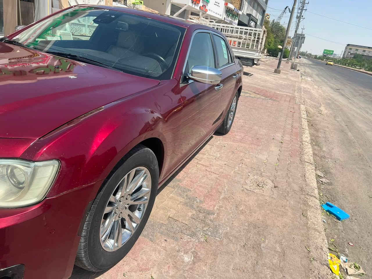 اوباما c داخل ابيض فول للاخر 2017 اصل بيه ثلاث قطع صبغ بدون حادث
عنواني بصره *********** السعر 175
