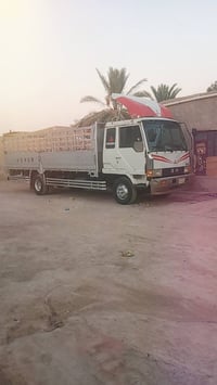 سيارة • قوية • موديل ٩٢