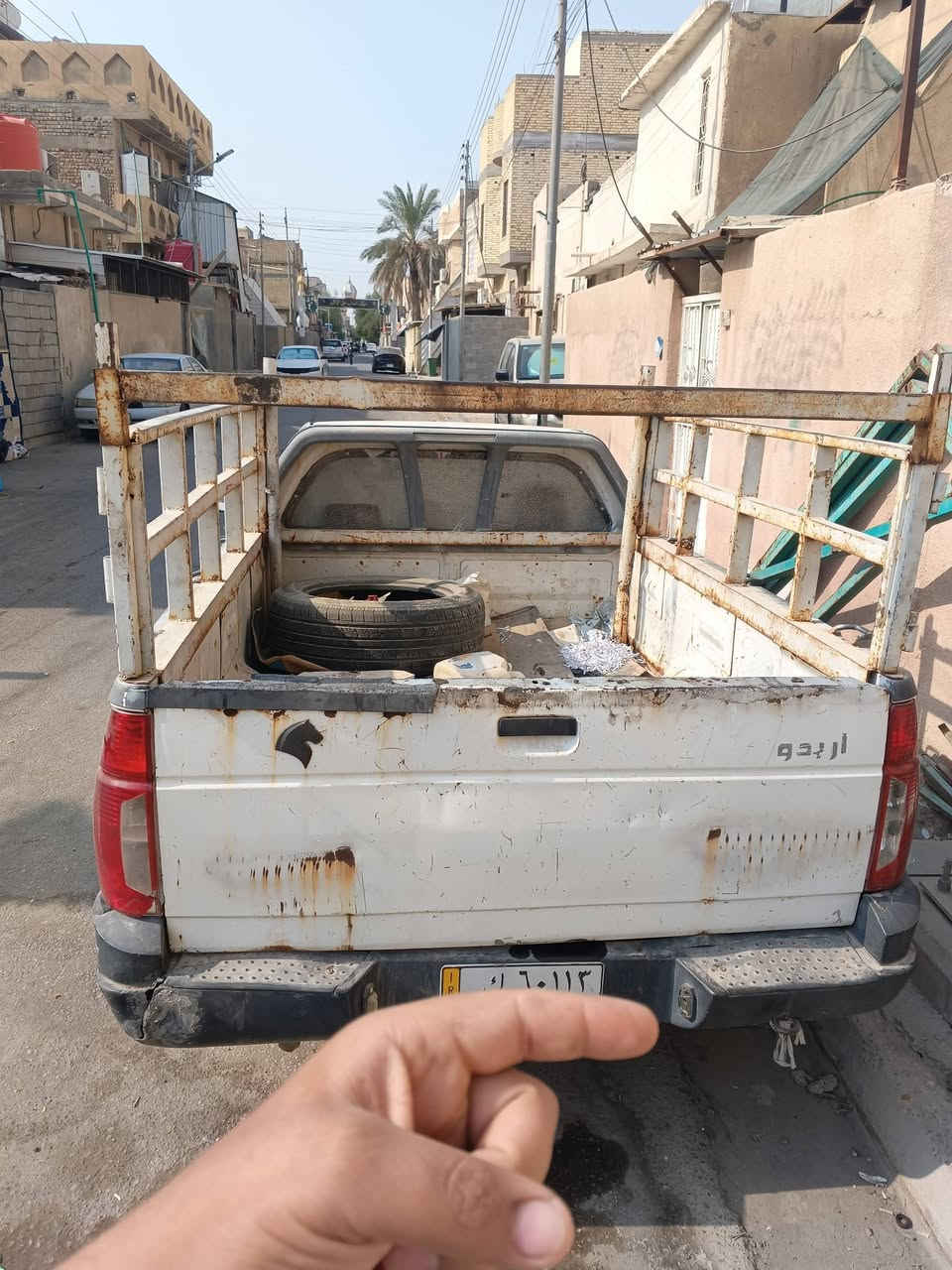 سلام عليكم عندي بيجو ادوات ادوات ادوات بدون كص السياره مكينه أدخن اوكير بل 4ايقر تبريد شغال موديل 16 حداديه 80%السعر 15اوبيه مجل
