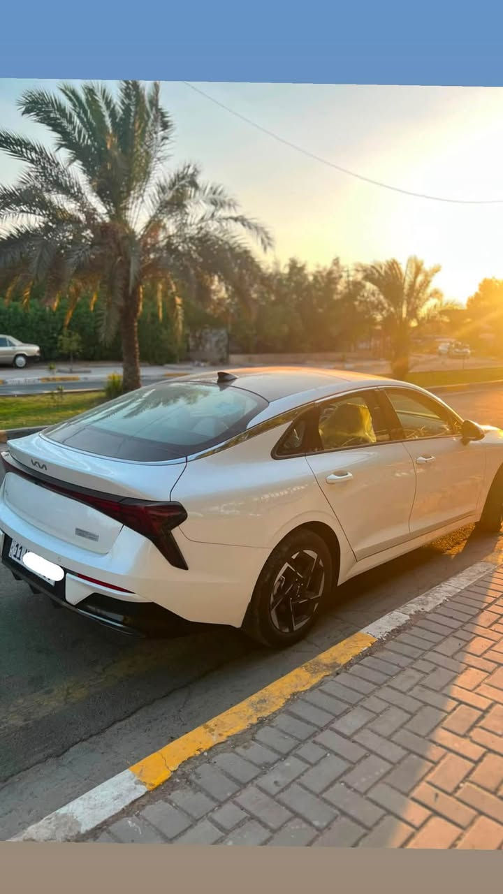 للبيع
KIA K5 2025 خليجي كفاله عامه
فول مواصفات
بانورما
بصمة ابواب 
بصمة تشغيل
تشغيل عن بعد
اشاير بلمري
كشنات جلد
كشنات كهرباء
3وضعيات قياده
حساسات اماميه خلفيه
شاشة كبيره
اوتو هولد
كاربلي
وباقي مواصفات معروفه 
رقم بغداد الجديد
مكاني بغداد حي جهاد
***********
