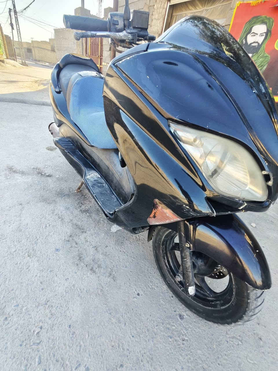 سلام عليكم دراجه مكينه مكفوله فول بانزين وطلع وين متريد
مراوس بطح باندا شرط نضيفه مكاني بغداد ***********
