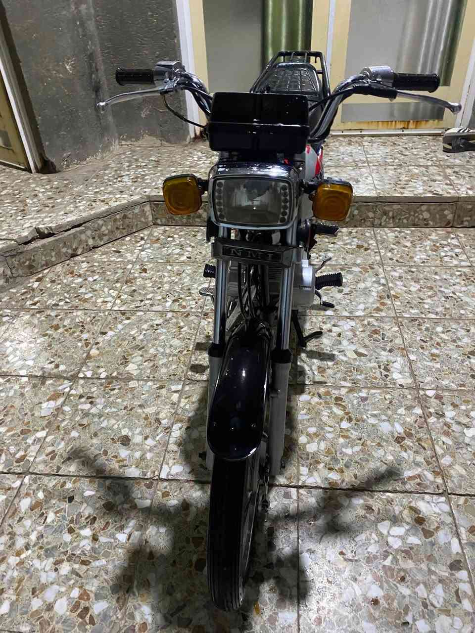 السلام عليكم 
نامه تعمير  24شاصي 12اوراق اصوليي 

دراجه حلوه ونضيفه. شوفت عينك. كهرباية كله شغاله 
مكينه ناعمه غراض كله بلادي 
السعر 825
الاستتفسار ***********
