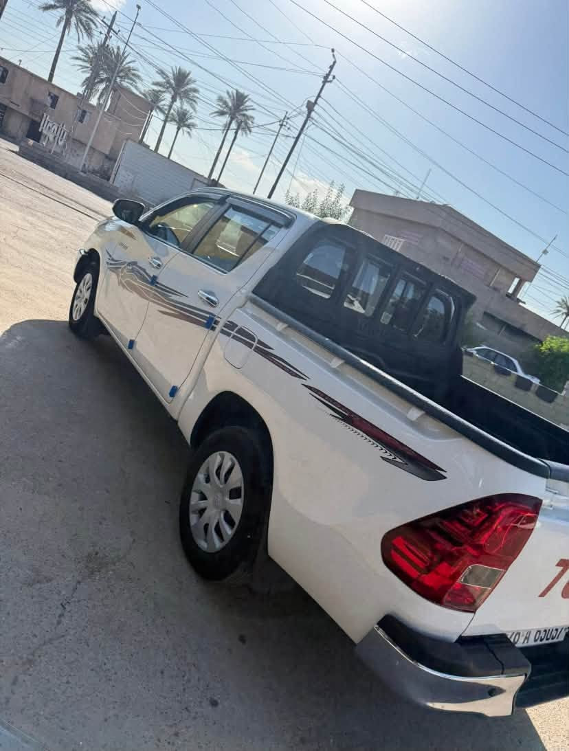 السلام عليكم .للبيع
سياره تيوتا هايلوكس كفاله عامه ✅

موديل 24✅ كير اوتوماتيك 

السعر 265💵وبيها مجال 

الموقع📍صلاح الدين /قضاء الضلوعيه 

 الإتصال  ***********

