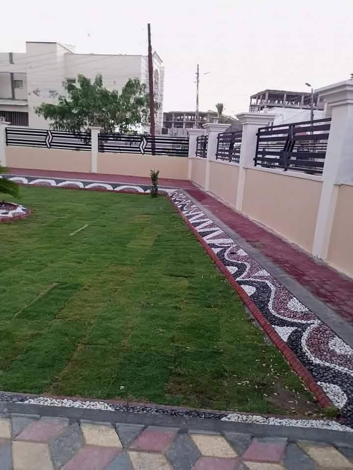 السلام عليكم يوجد كادر لعمل  الحدايق بأنواع وتصاميم مختلفه شغل مقرنص وتحفه حجر فرش زميج زرع ثيل شغل مرشات شغل نضيف لاتحتار جرب وشوف  للاستفسار الاتصال  الرقم ***********

