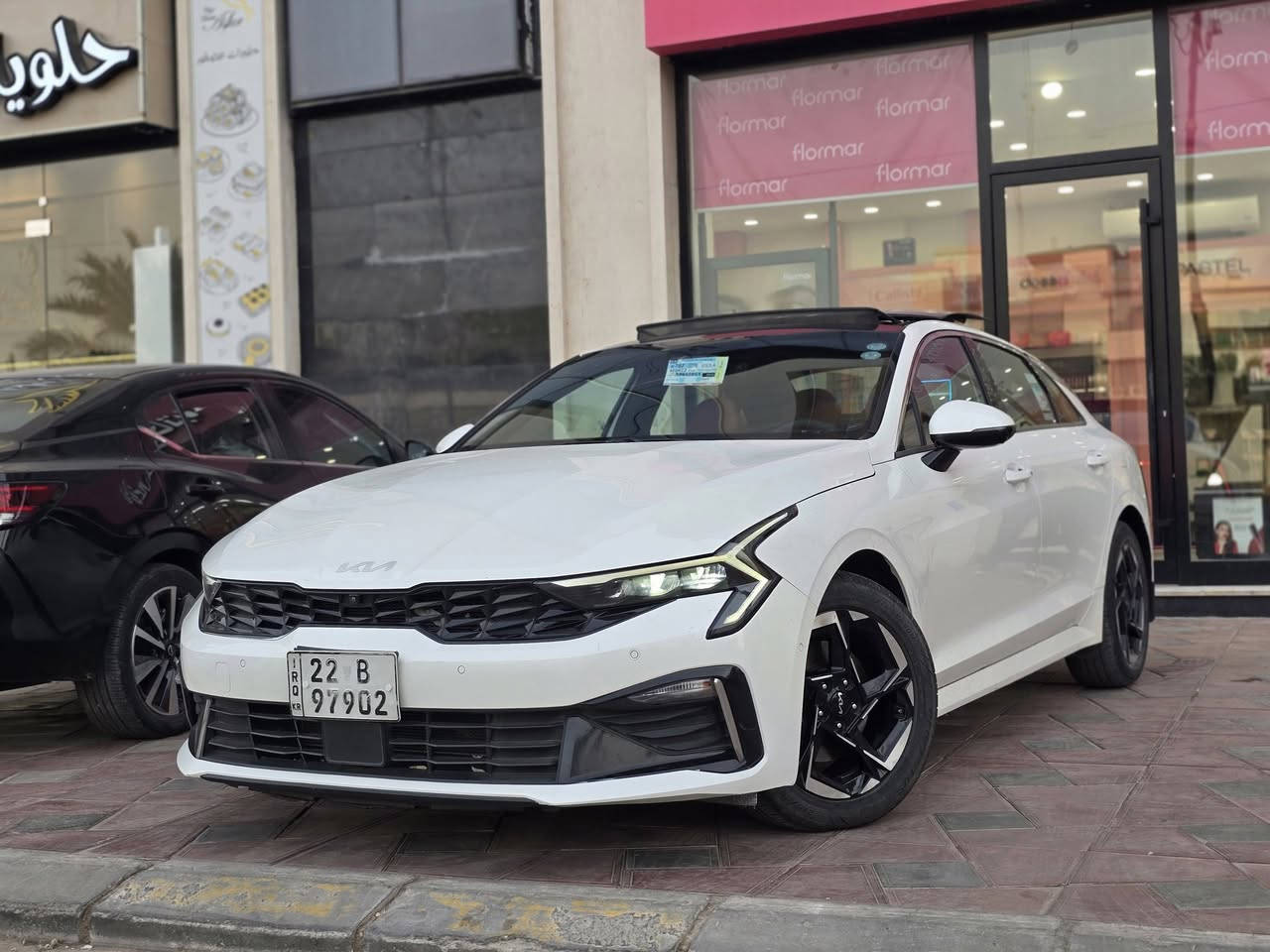 ك .K5 2024 _- وكــــاله NIM   ♕
السياره خليجيه فول 1/1 مكينه 2500 تنفس طبيعي كير 8 نمر 
كفاله عامه عده رصعه سحبته BDR باسمي هزه وسنويه جديده 
بانوراماا .كشنات كهرباء  تدفئه تبريد .5كامـرات رادار  5انضمه قياده 
12حساس مواصفات ال NIM معروفه تجي اعلى فئــه  
📍 كــربلاء قرب جامعه الزهراء 
📞***********
السعر 225وبيه مجال
