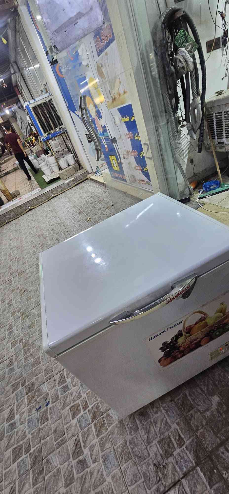 مجمبده ١٢ قدم شغال بشرط للبيع سعر ١٢٥ الف عنوان دهوك نزاركي 
ت *********** دهوك, العراق
