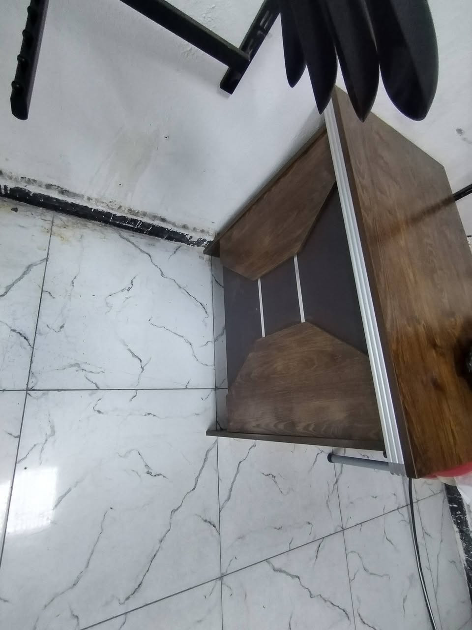 السلام عليكم ابيع شلع الغراض كلهة نضيفة ومرتبة..
شاخص.                  ٢

ستاند تصوير.            ١

ستاند طرفين.          ١

سكة 240 سم         ١٢

حرف y.                 ٢٧

ركيزة y.                 ٥٤

عصة.                      ١

ريشة.                      ١

تعلاگة كتف.            ٥٢

تعلاگة  قراصة.         ٢١

خشب 90 سم.         ٨

كرسي.                    ١

ميز كاشير               ١

للاستفسار واتساب 📥 [***********] 

https://wa.me/message/HJB5VP5VM33VF1
