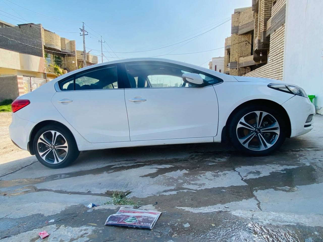 سلام عليكم سيراتو 16 خليجي محرك 1600 فتحه سقف لد نهاري مري شفط تحكمات استيرن عده البصمه 
هزه جديده قبل اسبوعين هزيت السياره بسمي. جاهزه فقط تحويل مباشر  ماانطي وكاله يعني بسمك كبل 
سياره كامله وجاهزه من كلشي حادث اقل الشبر بالبنيد  كفاله عامه كير محرك مكفول مامفتوح برغي بيهه. سياره مال بيت 

اتصل خاص ماارد 

***********

