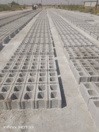 بلوك ٤٠×١٨ • عادي • نسف
