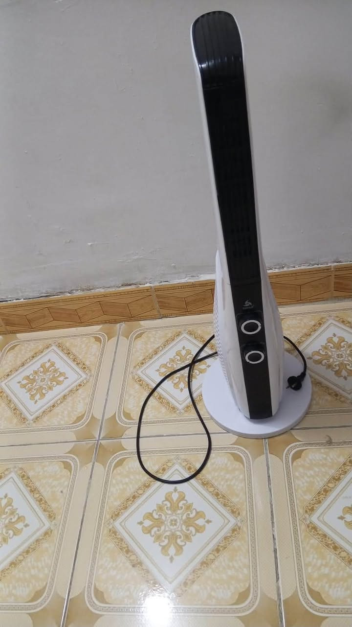 غراض للبيع
فان هوه بيه بارد وحار 75
مأطور شغال 50
زوج ثريا تشتغل 3الوان ب70
ورد عدد3ب25

للاستفسار علئ الرقم ***********
