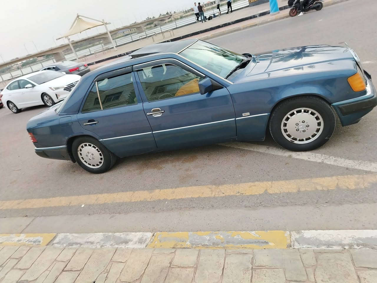 مرسيدس دب • ١٩٩٢ • انبار فلوجه