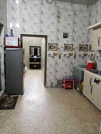 دار للبيع • الزعفرانية • قرب جامع ابو سكندر