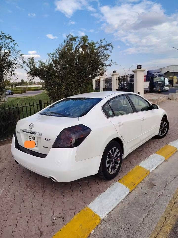 🚗🔥 للبيع نيسان ألتيما خليجي – درجة ثانية موديل 2008 🔥🚗
✅ رقم ألماني أربيل — تحويل ثاني يوم بشرط
✅ گير ومحرك مبدلين على بلاد قبل شهر ، وبشرط الفحص وين ما تريد
✅ ❄️ تبريد مركزي
✅ بيها تقريبًا 5 قطع صبغ + البجم كبس
✅ بدون ضربة وبدون معجون، فقط رش
✅ التكمة والقمارة بشرط ما بيهن صبغ
✅ الفحص مفتوح للمشتري وبكل أمانة
📍 المكان: ديالى / خانقين
💰 السعر: 78 وقابل للتفاوض
📱 ***********
