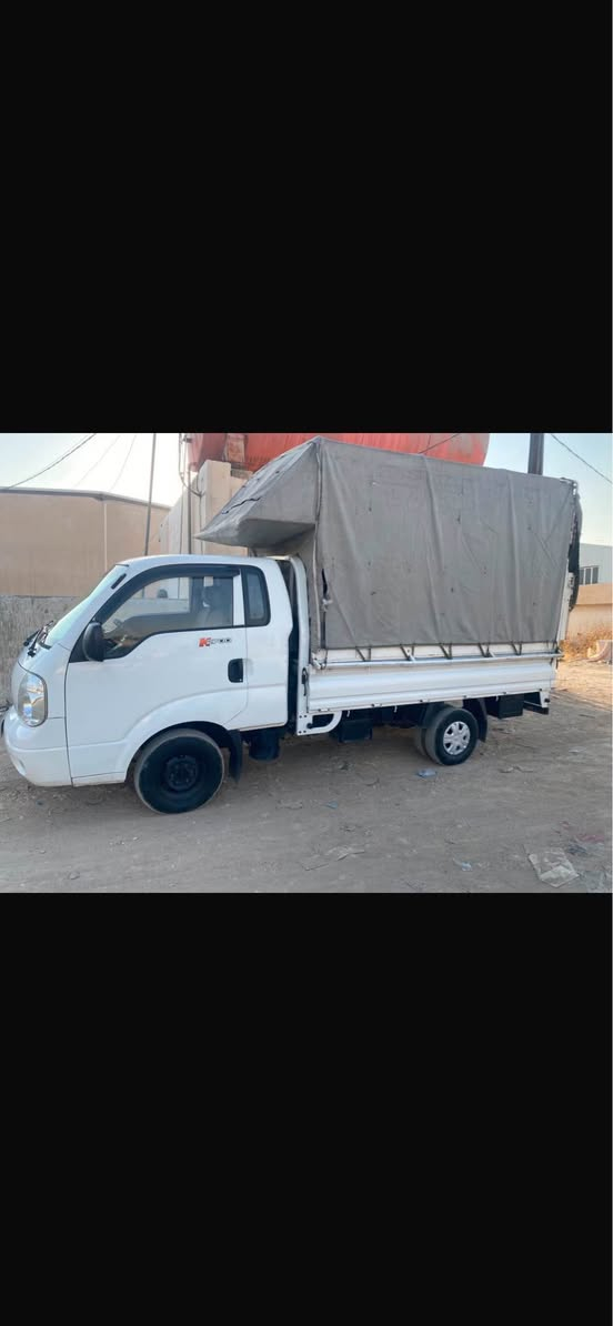 کیا 
2700
مۆدێل2011
سەنەوی تازەیە
یەك بست سبوغیی هەیە
*********** أربيل, العراق
