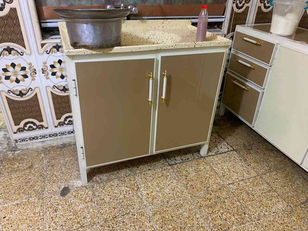 كامنتر للبيع مترين ونص وجديد للاستفسار اتصل على رقم ***********
او 
خاص
