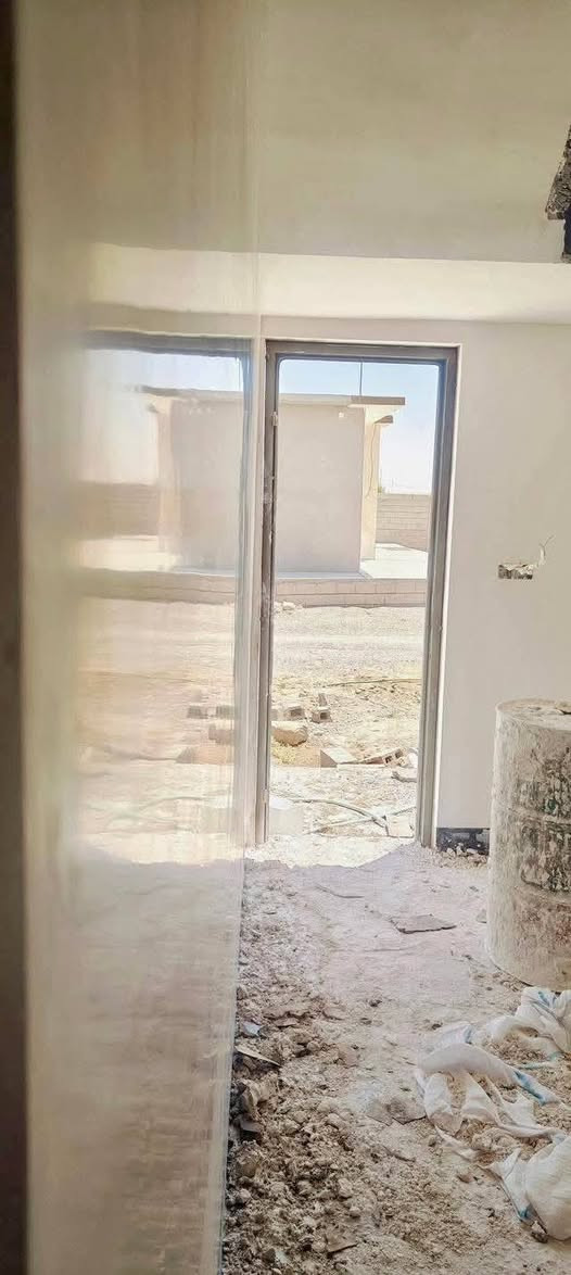 السلام عليكم  كادر جص من الموصل اربع اصطوات واربع عمال المتر بثلاثه وربع اليحب يتصل علا الرقام   ***********. ***********
