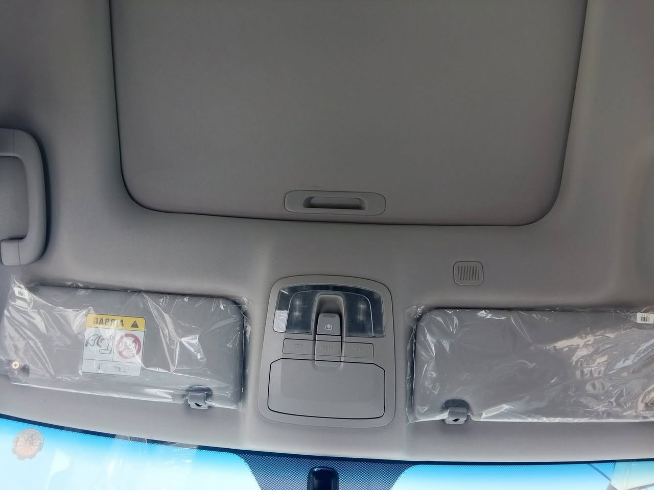 🚗 للبيع: سانغ يونغ كوراندو 2025
📍 مكان السيارة: بابل – الإسكندرية

📞 للتواصل: ***********

💰 السعر:  180$

📊 المسافة المقطوعة: 500 كم (زيرو)

🛠️ المحرك: 4 سلندر – 1500cc توربو

⚠️ حالة السيارة:

• كفالة عامة بدون أضرار ✅

• السيارة بوضع الوكالة ✅ 

.  السيارة حرة مامحجوزة لأي مصرف احول ثاني يوم 

📌 تفاصيل إضافية:

• السيارة جديدة بدون رقم (فحص مؤقت)

• تترقم في جميع المحافظات عدا الإقليم

• لون السيارة: أبيض
