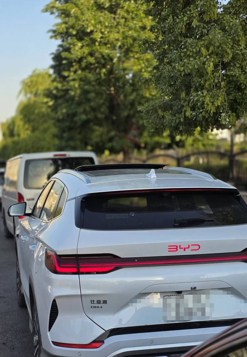 سونك بلص  ٢٠٢٥ لون ابيض مكفولة
ماشية ٥.٠٠٠ كيلو متر 
١٣ كامرة
اوتو بارك 
وقيادة ذاتية ، ١٢ حساس ،كرسي السائق كهرباء 
السعر ٣٢.٧٥٠ وبي مجال بسيط للشراي
للتواصل : *********** 
فقط بيع وما اراوس وجماعة ال ٣١ وال ٣٢ لحد يتصل
