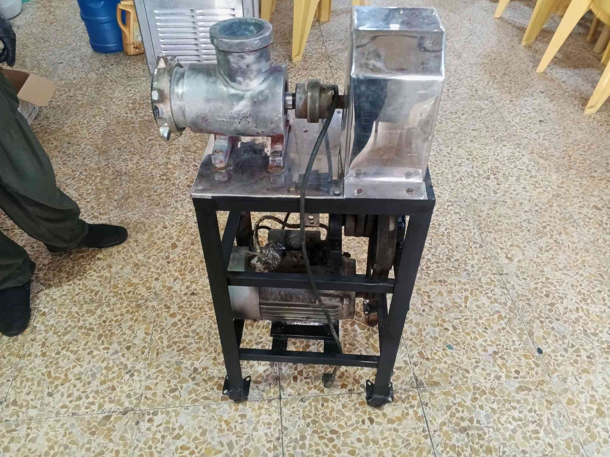 جديدة • على فحص