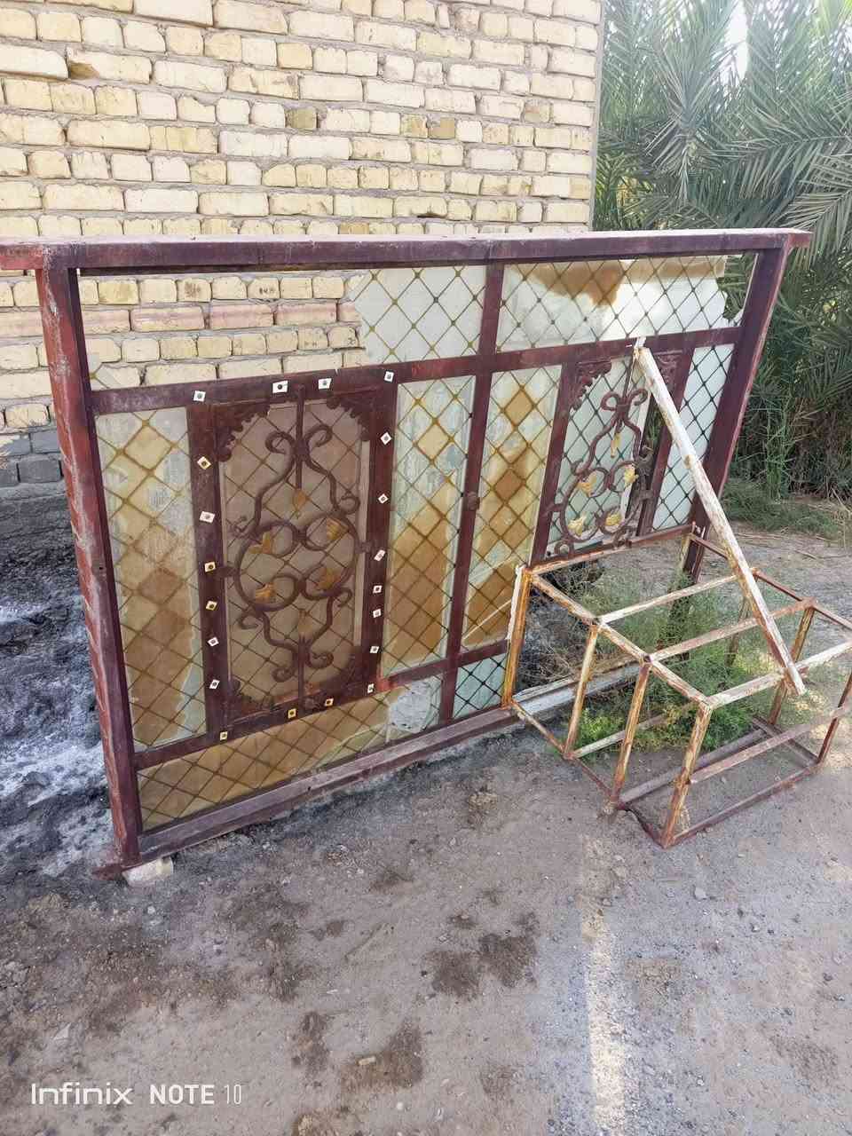 شباك للبيع اخو جديد ***********
