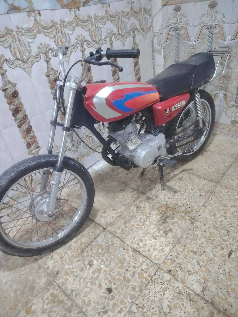 سعر خاص • للبيع