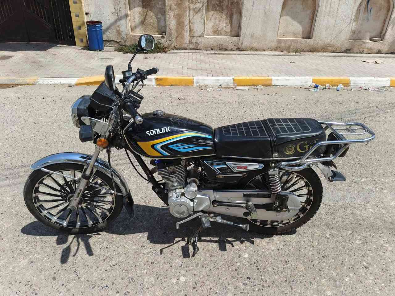 سلام عليكم ماطور 2025ب٧٠٠ منفيس وبصمه كلها شغاله 
***********محرك 150جواكيج درجه أولى مكاني سامره
