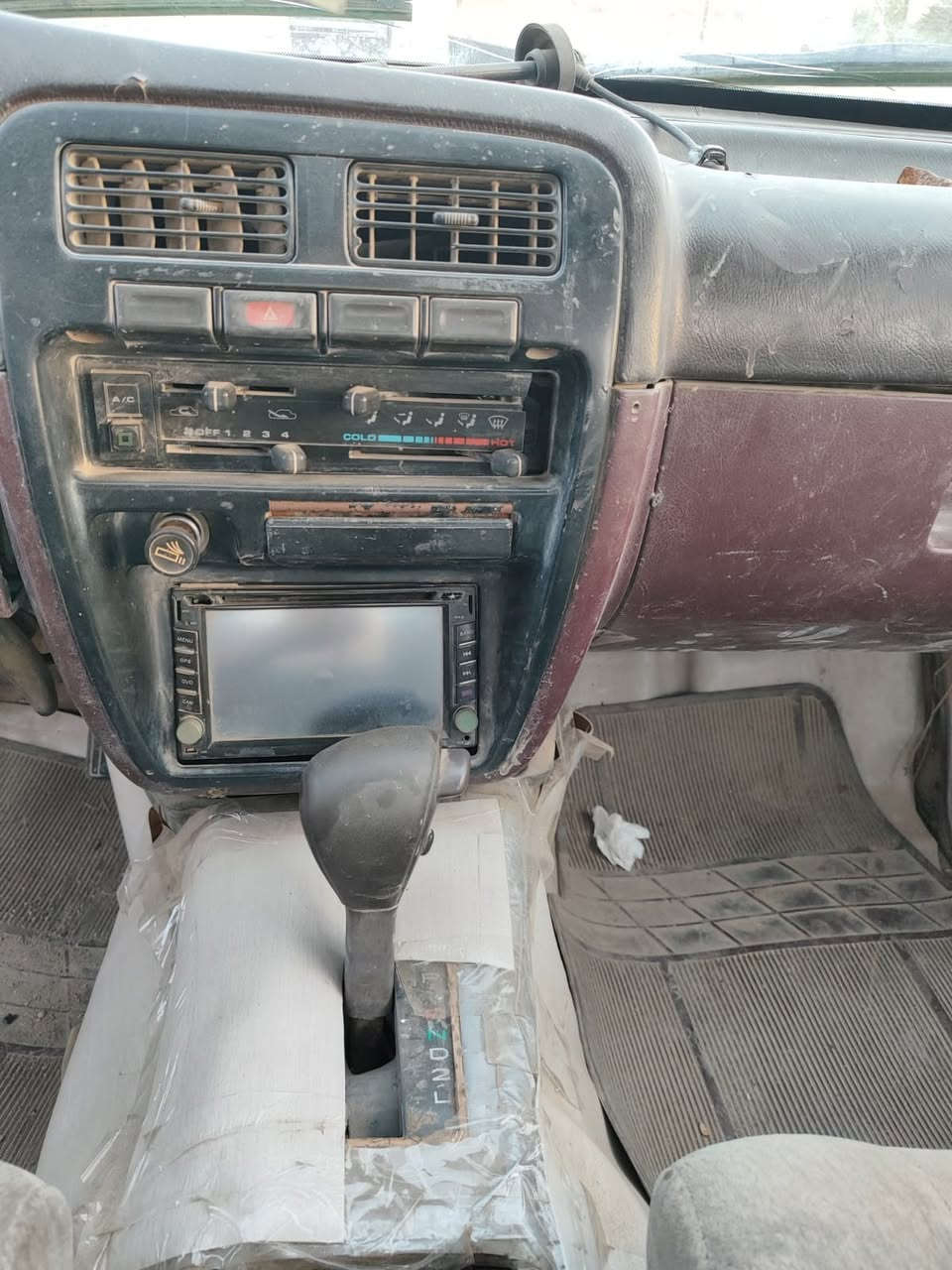 بيكم نيسان ٩٣ميسان مشروع وطني سنويه ساقطه حداديه نص البدي جيد المحرك لاتبخير ولاتنقيص ونجي كربلائي ٤سلندر المكان بصره قرنه ثغر
السعر ١٩ورقه تلفون 
***********

