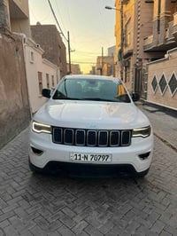 جيب لاريدو خليجه موديل 19هارلم ماشيه 64 جميع الموصفات بيها بس بدون فتح...