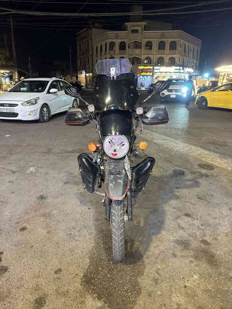 السلام عليكم دراجه بوكسر موديل ٢٠٢١ مرقم كامل اي نقص مابيها  كفاله عامه تجفيت شركه جديد بوشه وبستم فقط تشغل وتطلع للشغل ، السعر ٢١٠٠ وبيها مجال للطيبين المكان بغداد حي العامل ، الرقم:*********** رقم وواتساب
