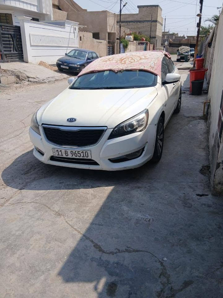 السلام عليكم كيا كادنزا موديل 2011 فول مواصفات
محرك V6  3.5

مبدل البني رومه مالتهه جديده 

تحكم ستيرن 

اضائه المحيطيه +اناره في الدوسات 

تبريد قطعتين ويه سويج

مكاني بسمايه 

سنويه ل 29 السعر 85 وبيهه مجال للطيبين شراي عيوني الك 
للسفسار ‏‪***********‬‏

نص مكتوب في الصور:
- HONOR X9c 17mm f/2.2 1/436s ISO100 ١١:٠٩ ١٤٠٢/٠٩/٢٦
- HONOR X9c 24mm f/1.75 1/900s ISO159 ١١:٠٨ ١٤/٠٩/٢٠٢٦