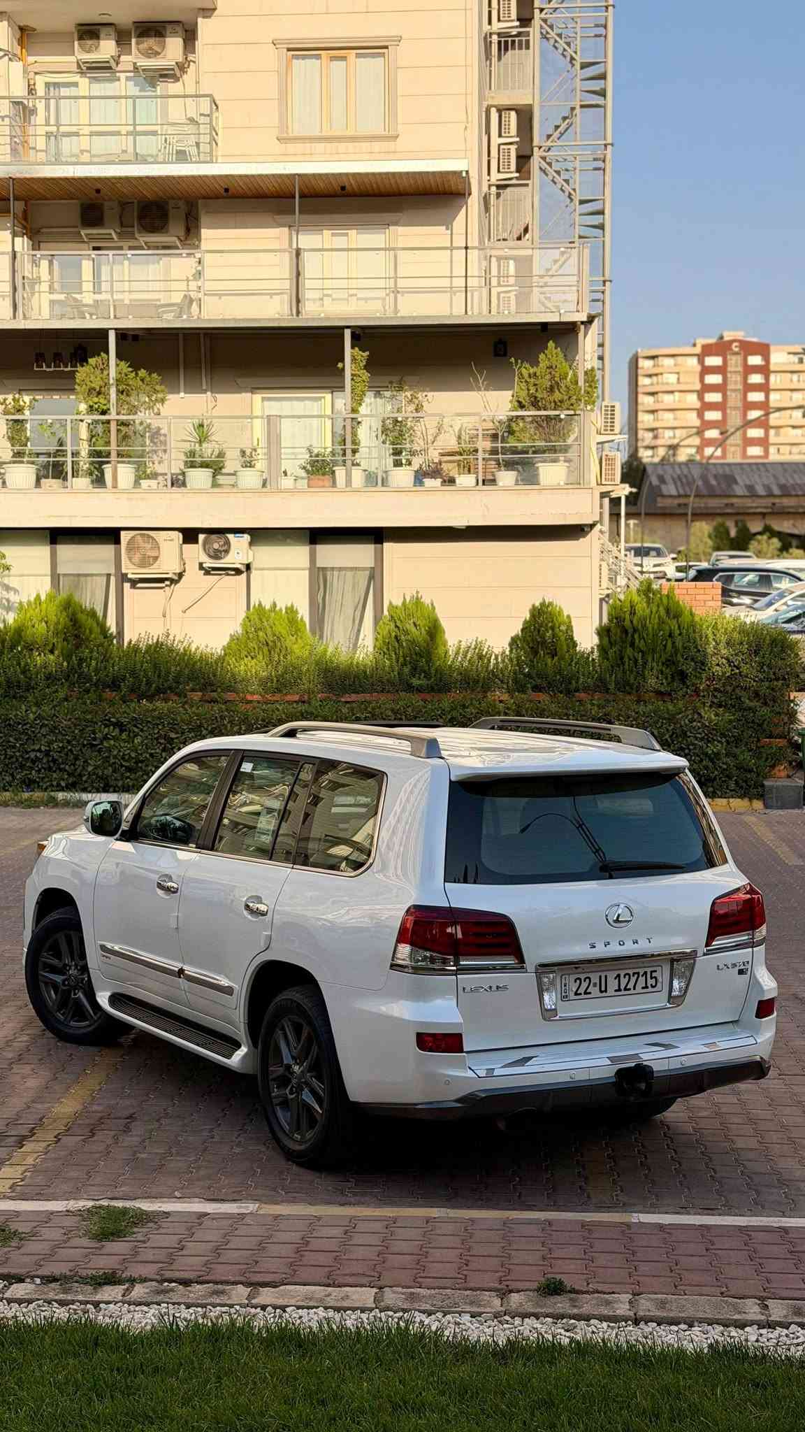 {{{{{  ياالله  }}}}}
⛔️شرططططط من تجى اتشوف السيارة
اذا مو مسل صفر شرط ارجع فلوس كروة

🔴 ليكزس بريمي فول مواصفات LX570 2015  📦🔴

🔴  سعر   جوة سوك  ارخص سعر نظافة ٪؜١٠٠    ماشية فقط ١١٣الف كم.         413$. ورقة   🔴

🔴 ملاحضة  { مكانين صغير PDR تقريبا ٥ سم 

🔴 سنوى و هزة و كلشى  جديدة  سيارة  جاهزة بدون نقص

مواصفات   

{ كوشنات هيتر و تبريد - تشغيل عن بعود - ٣شاشة  - كاميرا
- حساس - كوشنات كهربائى - ستيرن هيتر - بعد }

🛑  سعر   -  ٤١٣$. 💵
🛑 مكان  -   سليمانية 🌇
🛑 تلفون  -   ***********
-----------------------------------------------------
