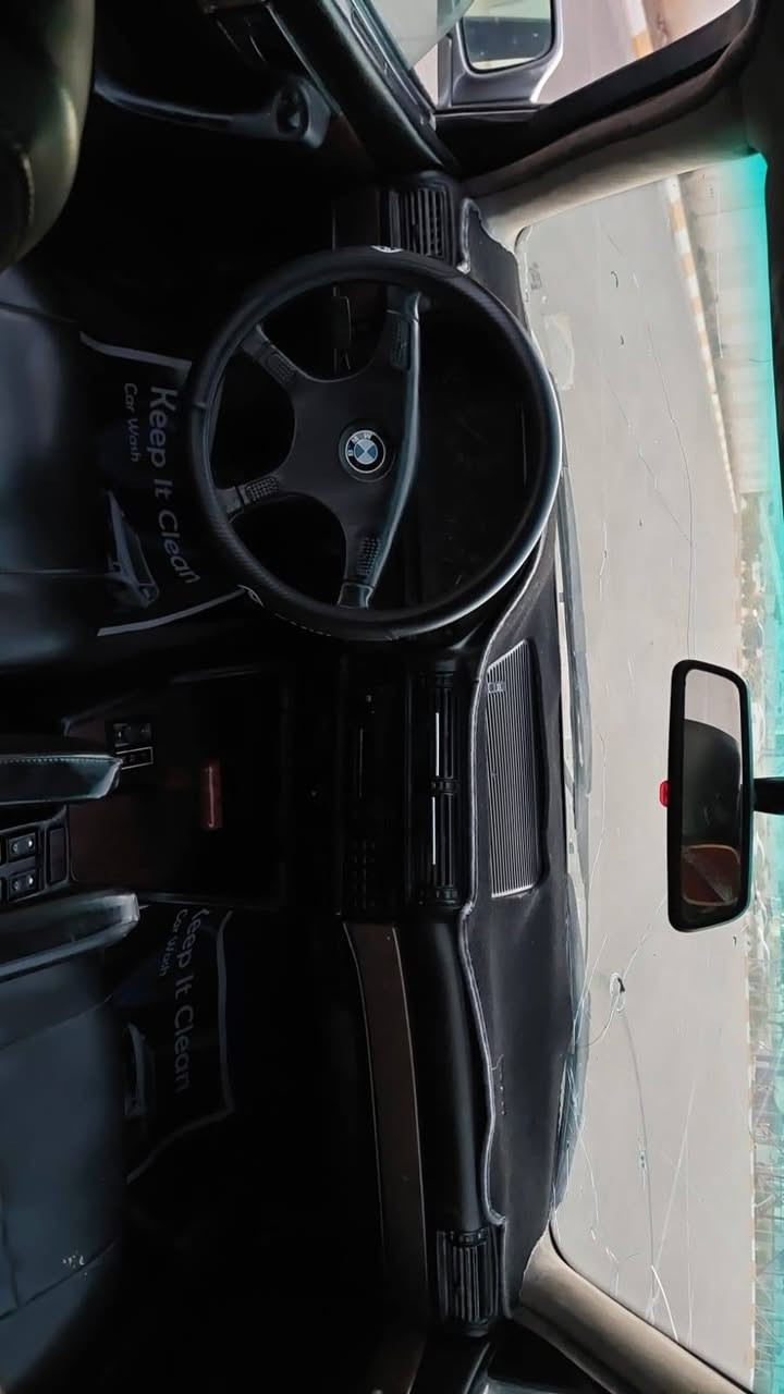 رجائا اقرء المنشور قبل لتتصل للبيع العاجل
ب٣٩ فقط وبيها مجال حك الجيه bmw

 محرك 6 سلندر مفتوح

 كير سلس وكل مشكله مابيه 

حداديه جديده 

٥ تايرات جدد ٥ويل كب خليه

سلايت شغال طكتين 

كيجات شغاله

كهربائيات شغاله

كشنات جلد بلاديه

تبريد قطعتين شغال 

رقم بغداد

 موديل ٩١ اصل

حجم ٣٥ بليته وسنويه

سياره احلى من الصور

والسعر مناسب بلنسبه لنضافتها 

اي استفسار اسال علعام واجاوبك او اتصل *********** بغداد, العراق
