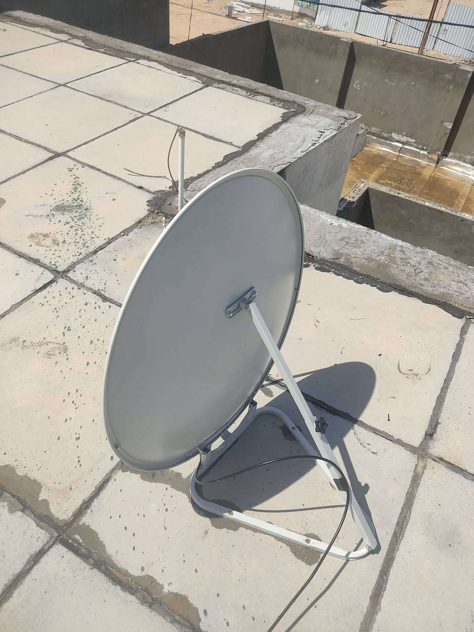 تنصيب ستلايت باحدث الاجهزة ضمان عمل جميع القنوات التثبيت بناء او تثبيت برغي وچوي للاستفسار ***********

