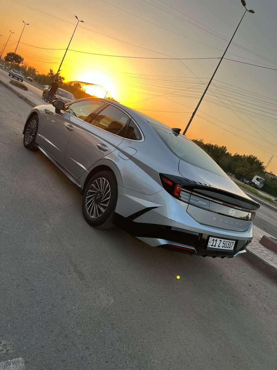 هونداي سوناتا هايبرد للبيع
موديل السياره 2024
وارد امريكي اللون سلفر
مواصفات Sel
فول ما عده الفتحه
مكينه 2000 
سياره حادثها 
جاملغ مصبوغ بدون دواخل 
وبارد ب الباب 
ايرباك فقط 1 الدوسه
السعر 183 وبيها مجال 
بغداد الكرخ 
***********
