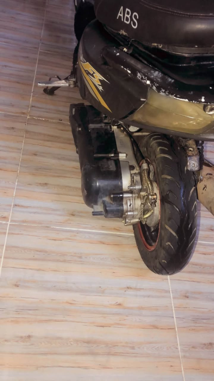 سلام عليك ماكس للبيع
شغال كلها سعر 175 وبيه مجال 

مكان كركوك 

رقم ***********
