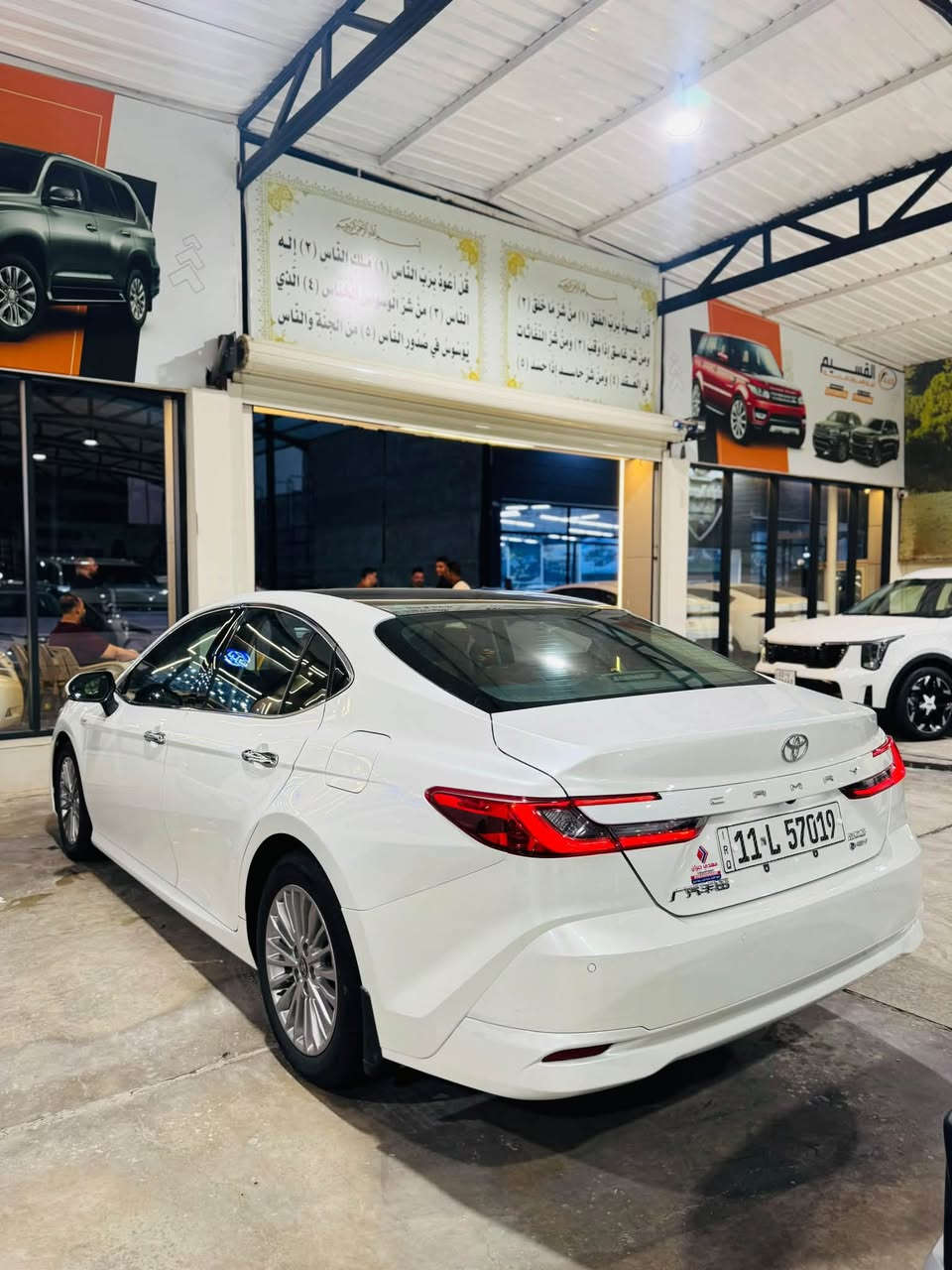 كامري 2024 هايبرد
الشكل الجديد 
فًل مواصفات 
رقم بغداد 
ماشية37 الف 
كفالة عامة
مكانها النجف
السعر 228 ورقة 
***********
