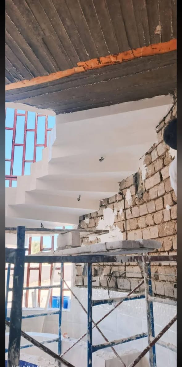 السلام عليكم كادر لبخ جص من الموصل_شغل درجة اولى  شغل على مساطر وحسب الطلب شغل نضيف ومرتب شغلنا مستمر بل شرقاط البيت يطول 3 ايام من يرغب بل عمل الاتصال على رقم /‏‏‪***********‬‏/‪***********‬‏
