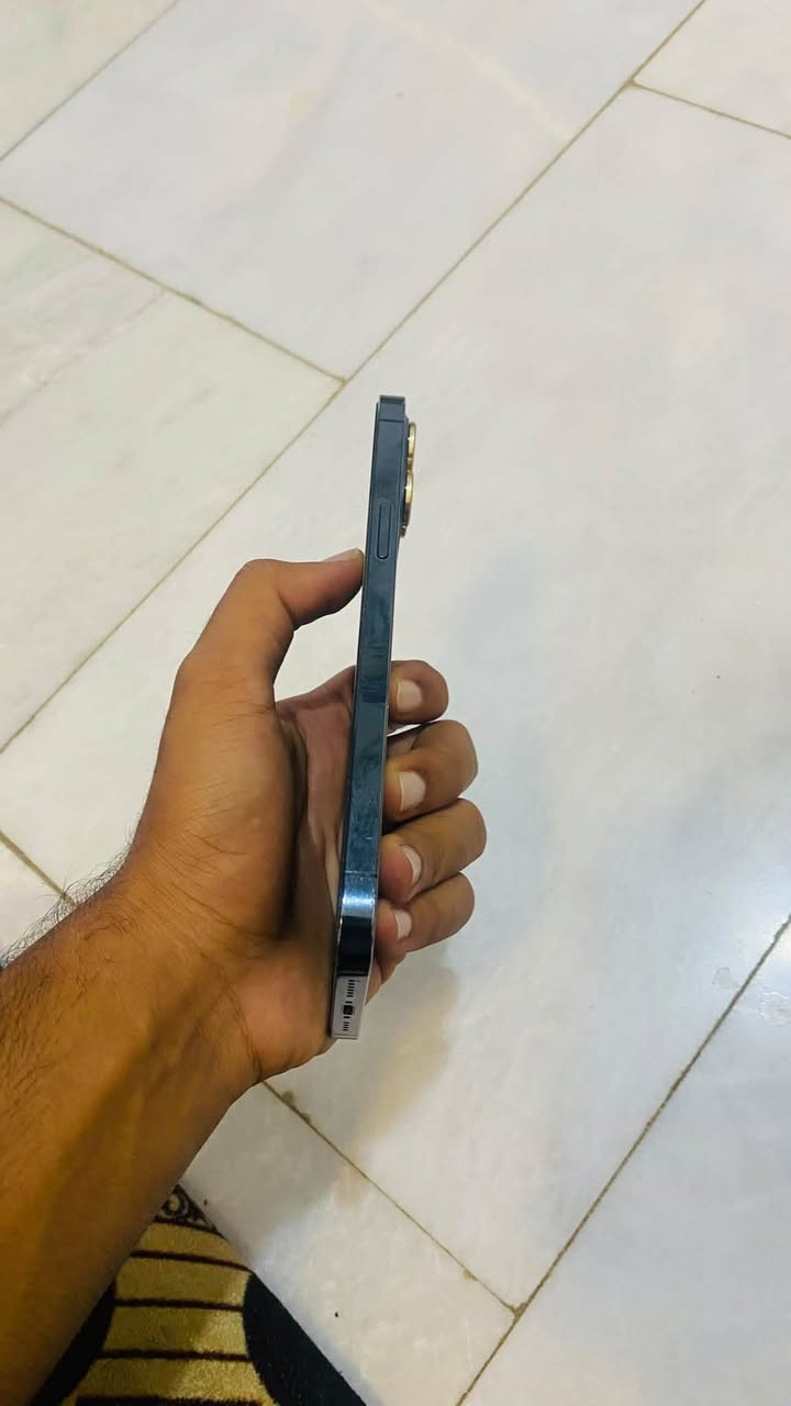 سلام عليكم جهاز 12برو ماكس لجهاز وتر مامفتوح شرق اوسط ثلاث AAA جهاز كامل ملحقات بطاريه 79السعر ٤٥٠وبي مجال قليل بابل قضاء القاسم ***********
