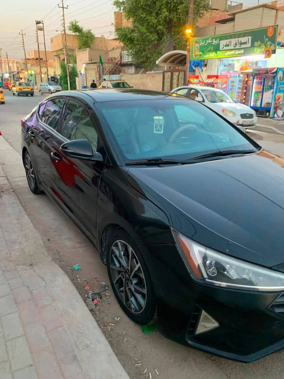 للبيع النترا 2020لمتد بنيد مبدل فقط سياره ليبل واحد مواصفات  فتحه بصمه  لايتات زنون  شاشة كبيرة محرك 2000 دوش كامرة كشنات جلد بصمة ترحيب عند الاقتراب
بصمة ابواب 
رادار امامي رادار خلفي
تدفئة كشنات تحديد مسار قيادة ذاتية
توقف ذاتي 
وضعيات 
كشنات كهرباء وبعد هواي مواصفات بيها رقم بغداد معوقين شهر ٢ تنفك سعر ١٢٠
للتواصل *********** واتس
