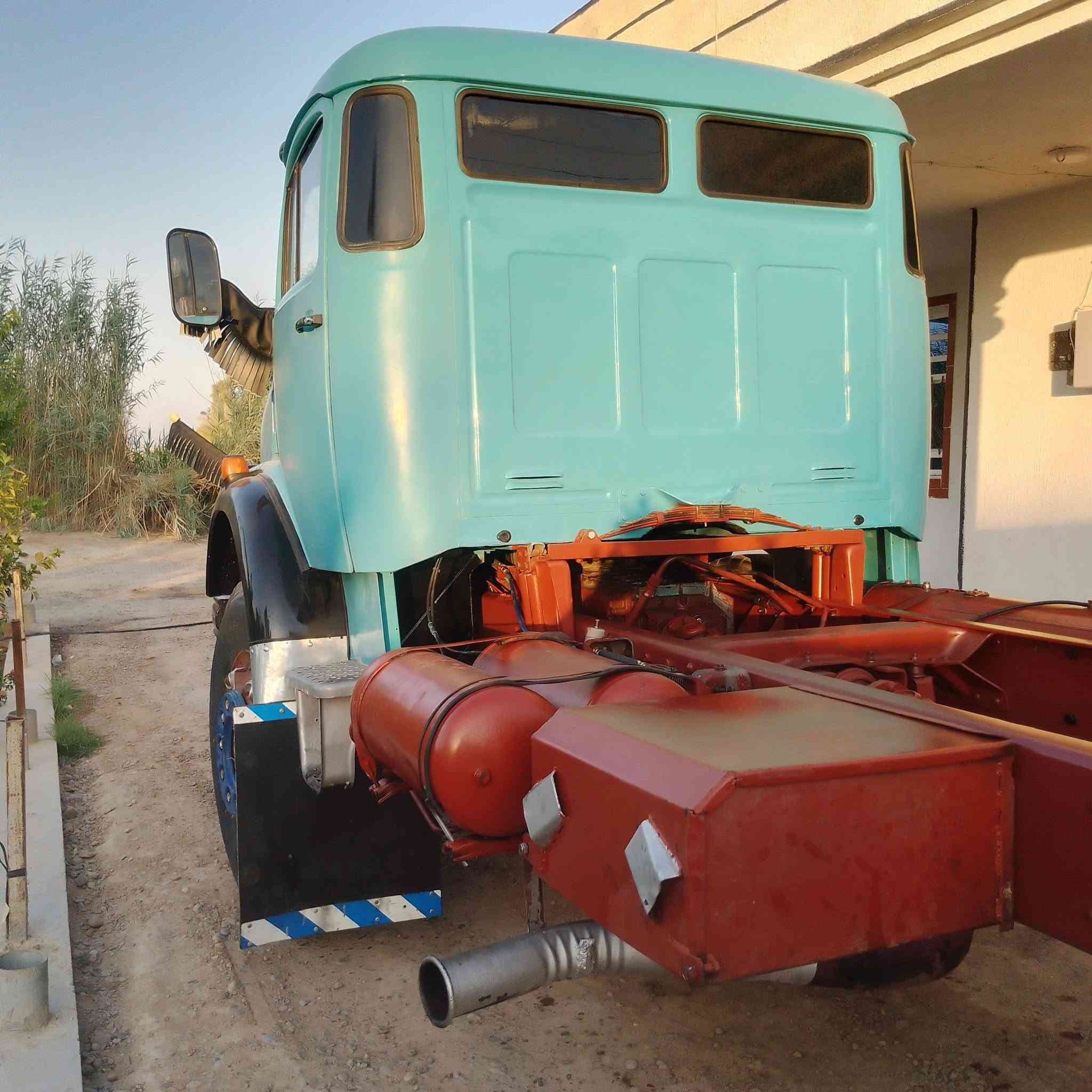 تك طويله موديل 80

للبيع ***********
