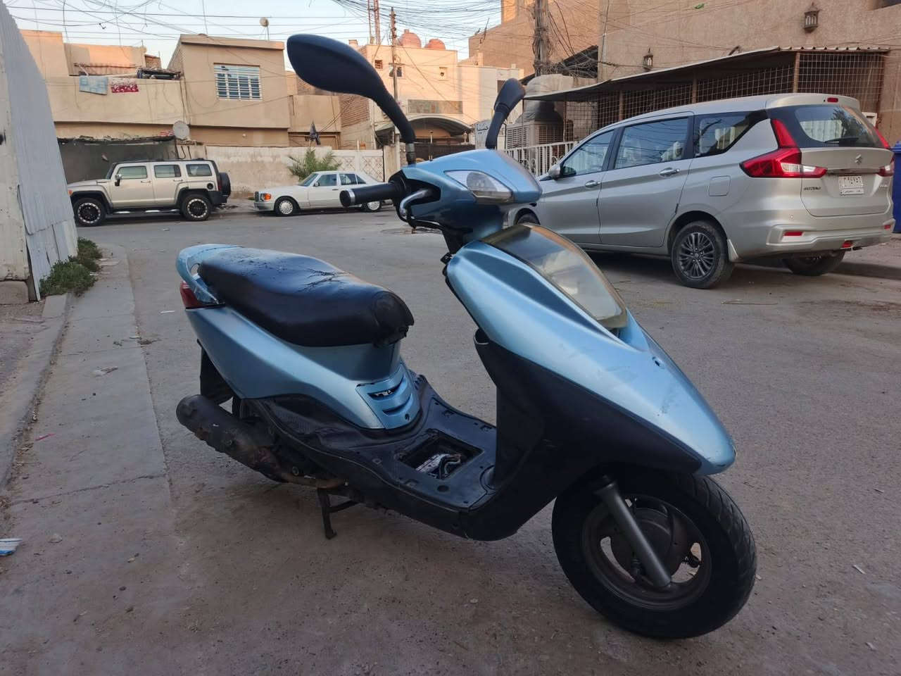 السلام عليكم دراجه بريز فحل 140 نوزل مكينه مجفته لانضوج ولادخانه دراجه جاهزه كبل تطلع بيهه للشارع وتترحملي عليهه
مكان بغداد حي جهاد السعر 600 وبيهه مجال حك جيه تواصل واتساب فقط ***********
