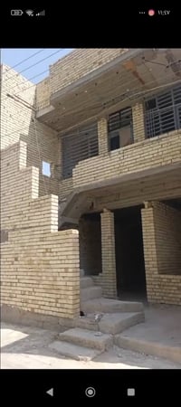 الدورة البوعيثة • هيكل طابقين • ١٠٠م