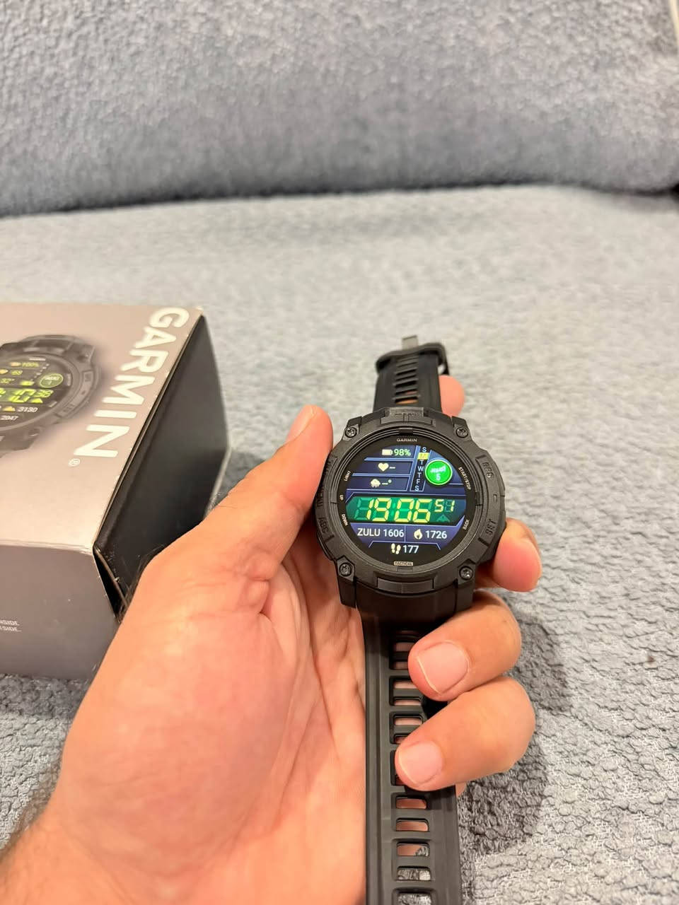 Garmin Instinct 3 • بالضمان • سير اضافي