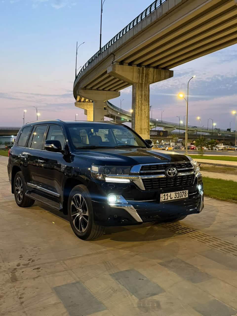 لاندكروز VXR • ٢٠٢١ • ماشي ٨٠ الف