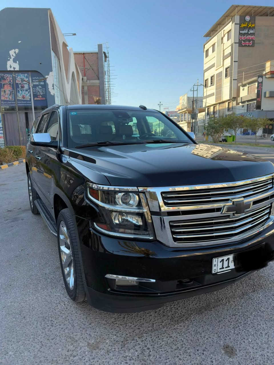 تاهو 2020 بريمير خليجي
السعر 42.000 $ 
ماشيه 108 كم قابل للزياده
مغلفه ppf بل كامل ضمان خمس سنوات 

ملاحظة 
مكفولة كفالة عامة 
ماعدا BDR قليل جدا باب خلف سائق مقدار قرص

المواصفات                       

فول مواصفات ١/١

٨سلندر

سلايد(فتحة قمارة)

كراسي جلد اصلي

كراسي اثنين كهرباء

كراسي هزار(عند اقتراب السيارة من اي شي)

كراسي خزن(ميموري)

كراسي الأمامي (تدفئة+تبريد)

كراسي خلفية كهرباء

كراسي خلفية تدفئة

تبريد خلفي شاشة

شحن الهاتف لاسلكياً

رادار

سائق آلي

كروس سرعة

داتا شو DATA SHOW

٣ بصمات

فول تحكم استيرن(جهتين امامي+جهتين خلفي)

استيرن كهرباء

استيرن تدفئة

شاشة عرض الاعطال

صندوك كهرباء(شفط)

فتح صندوك تلقائيا عن طريق القدم(صندوك جلاق)

نظام السير على الخط

دبل كير(عادي+اوتوماتيك)

دبل حساس(امامي+خلفي)

نظام تحكم بمستوى الضوء الداخلي

مانع تزحلق

پدل كهرباء(تحكم كهربائي بالبريك والبانزين)

نظام فتح الابواب لاسلكياً

فور ويل

شاشة امامية كبيرة اصلية

شاشة خلفية DVD اصلي 

كامرة خلفية 

تشغيل عن بعد

قاصة سرية

دوسات كتابة CHEVROLET

اشارة بالمري

مري كهرباء(شفط)

لايت عدسة زنون

لد امامي

سستم_صوت

داتاشو كبيره 

كيجات ديجتال 

موصفات لبريمير بعد معروفه هيه اعلى فئة

مكان السيارة : النجف الأشرف 

رقمي ***********

