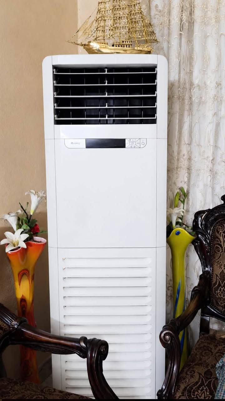 سبلت 4طن كامل مكمل اخو الجديد السعر 650يوجد توصيل لكل محافظات ***********
